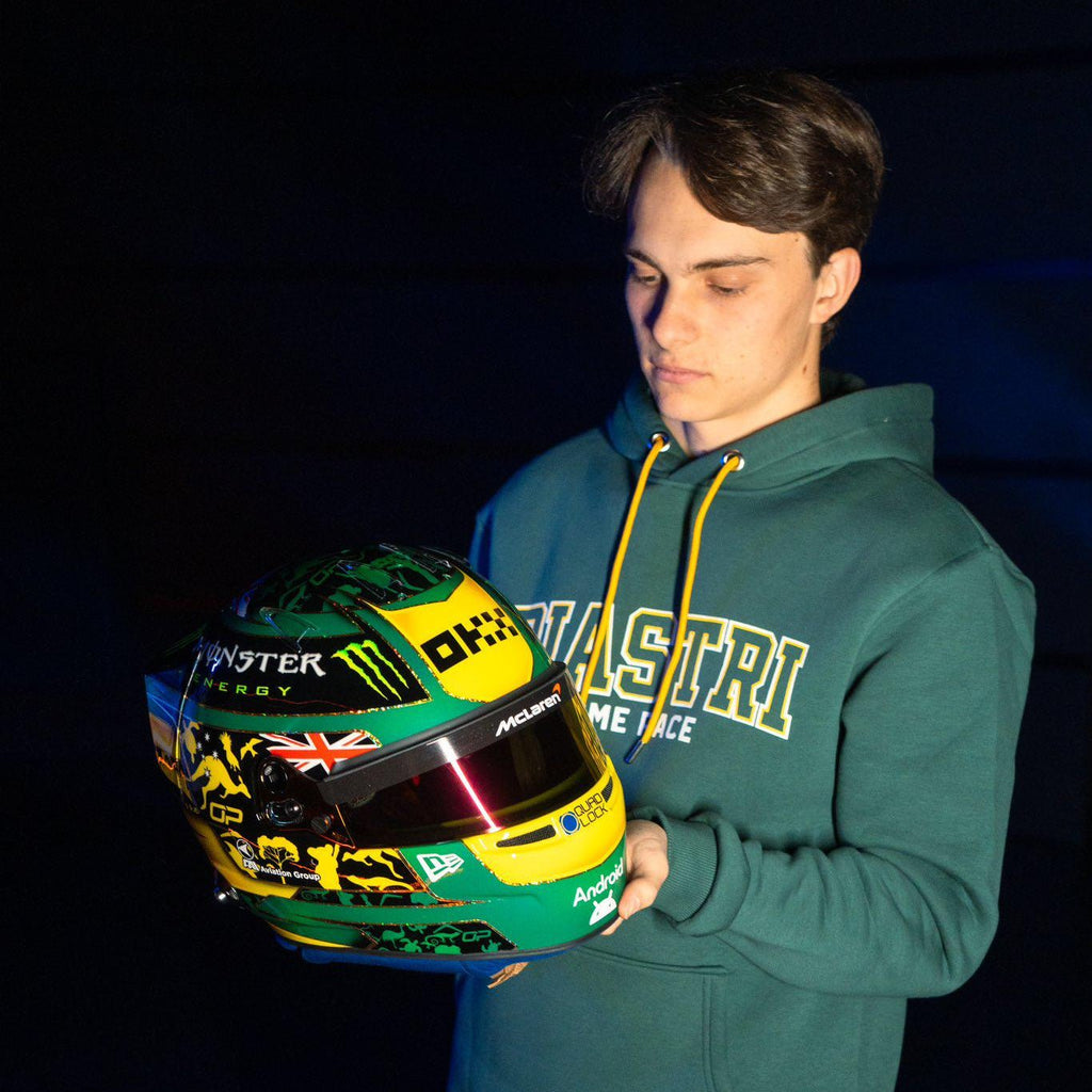Casque Réplique Oscar Piastri – Melbourne GP 2025 – Échelle 1:1 - headgrid.fr