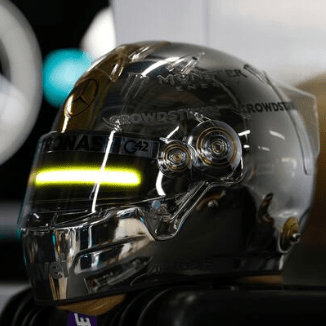 Casque Réplique Lewis Hamilton – Édition Limitée Suzuka 2023 – Taille 1:1 - headgrid.fr