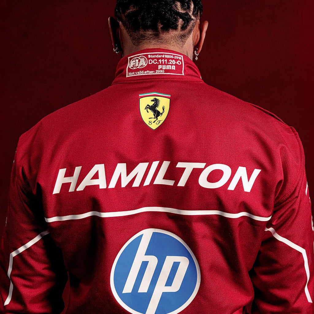 Combinaison de course Lewis Hamilton Scuderia Ferrari HP F1 2025 - headgrid.fr