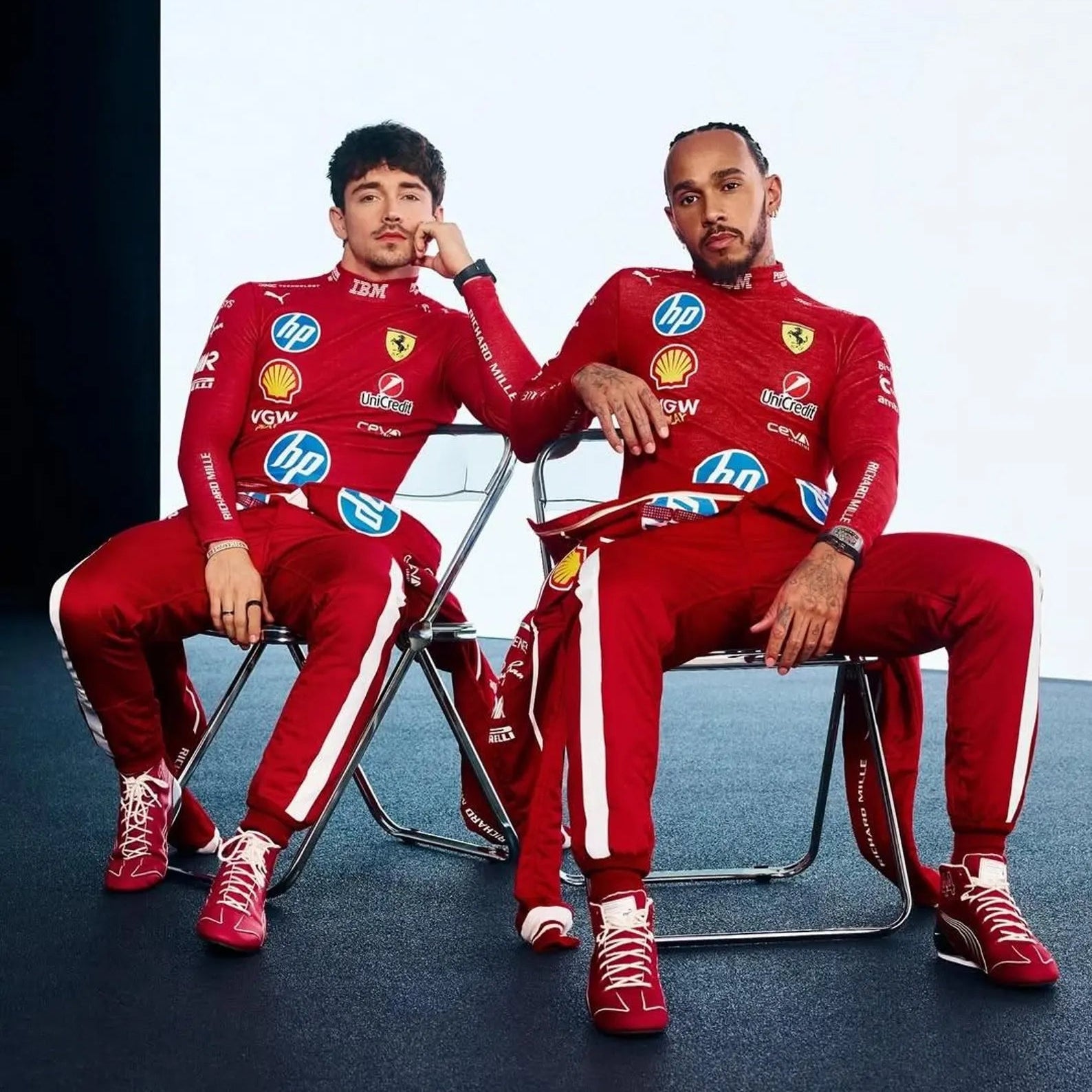 NOMEX – Lewis Hamilton & Charles Leclerc – Scuderia Ferrari 2025 - headgrid.fr