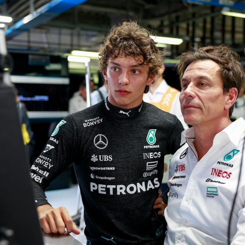 Nomex – George Russell & Andrea Kimi Antonelli – Mercedes - AMG Petronas F1 Team - headgrid.fr