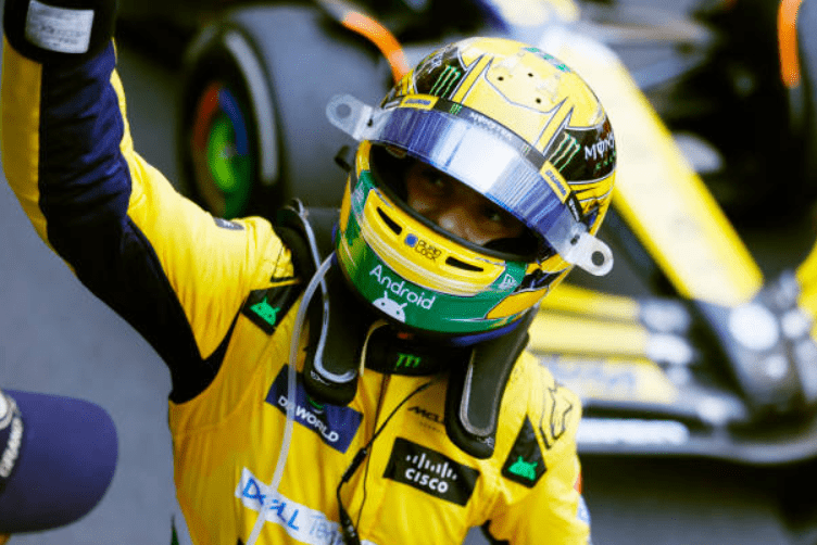 Casque Oscar Piastri 1:1 - 2023 Monaco - headgrid.fr