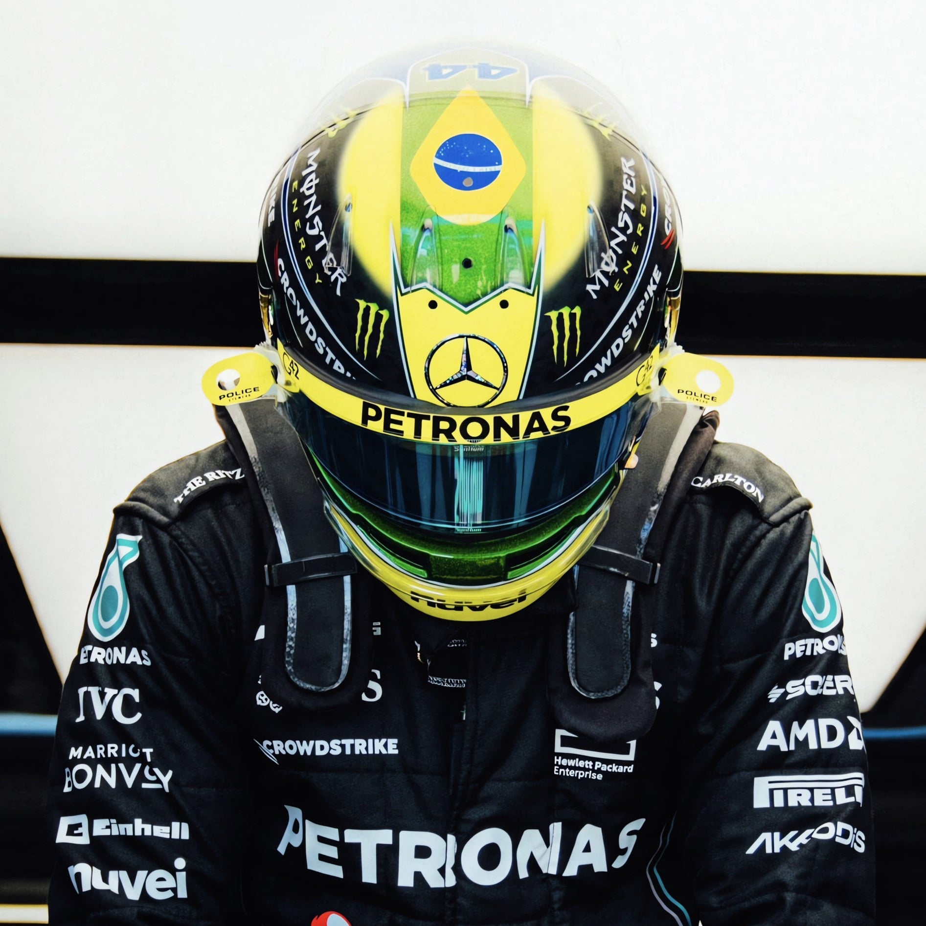 Casque réplique Lewis Hamilton – Brésil - Saison 2023 – Taille 1:1 - headgrid.fr