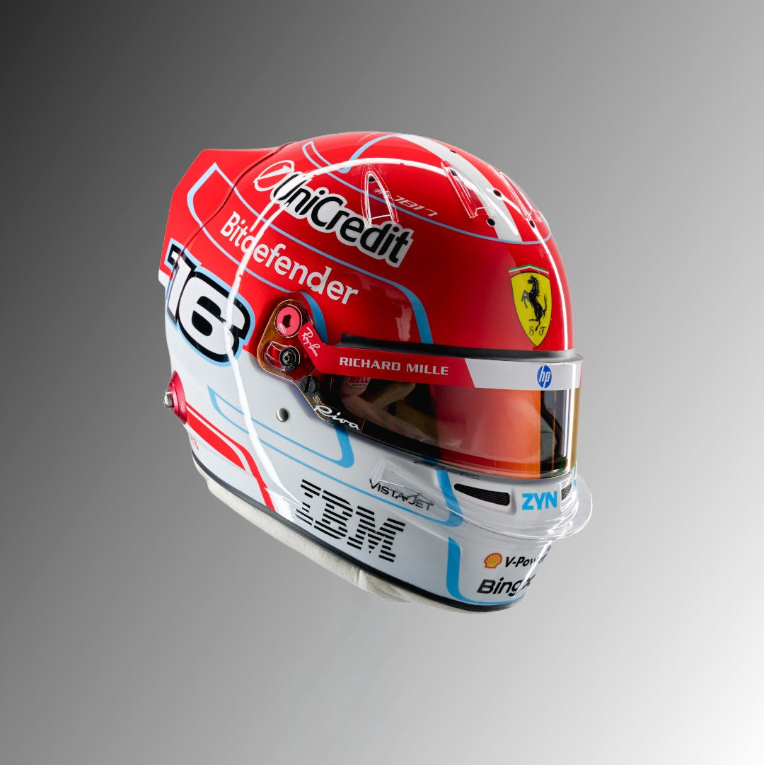 Casque Réplique Charles Leclerc – Ferrari – Saison 2026 – Échelle 1:1