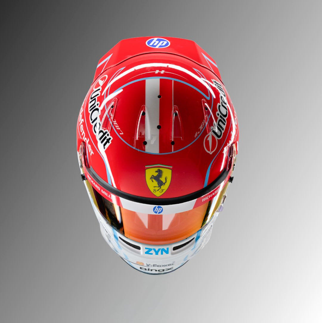 Casque Réplique Charles Leclerc – Ferrari – Saison 2026 – Échelle 1:1