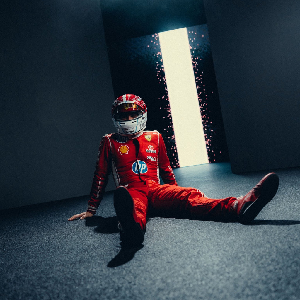 Casque Réplique Charles Leclerc – Ferrari – Saison 2026 – Échelle 1:1