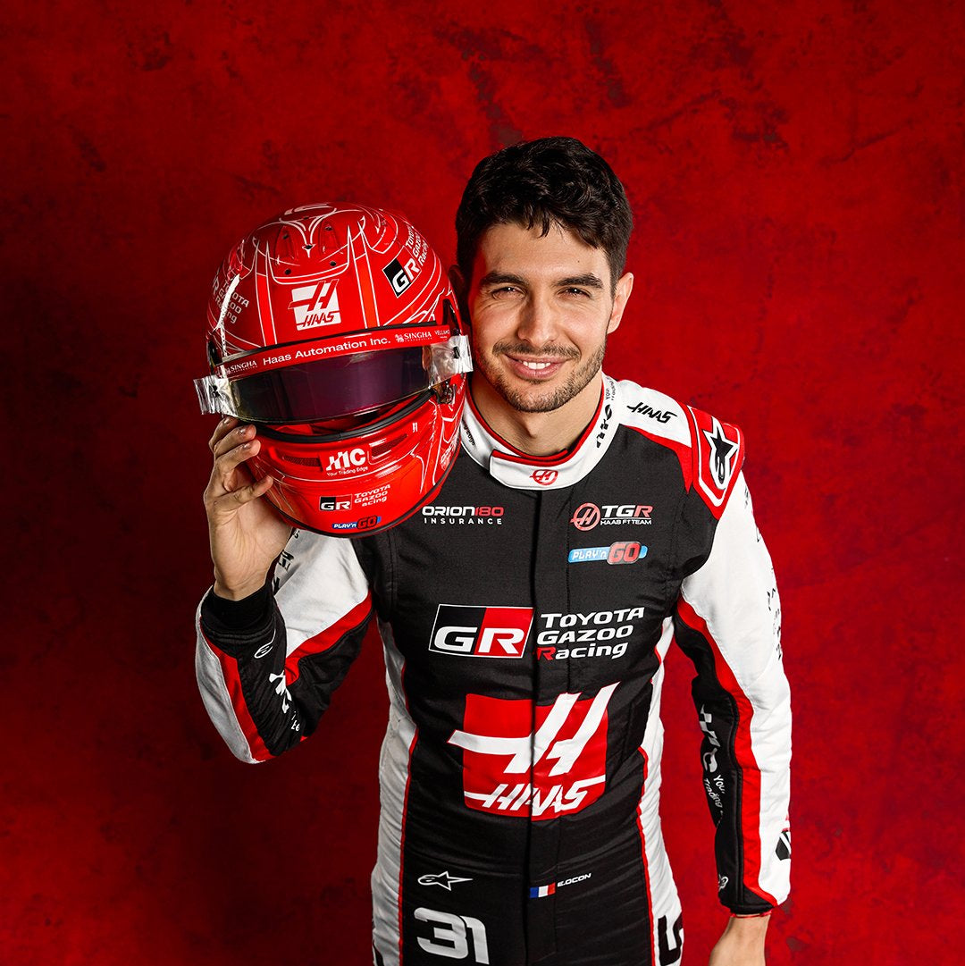 Casque Réplique Esteban Ocon – Haas F1 Team – Saison 2026 – Échelle 1:1