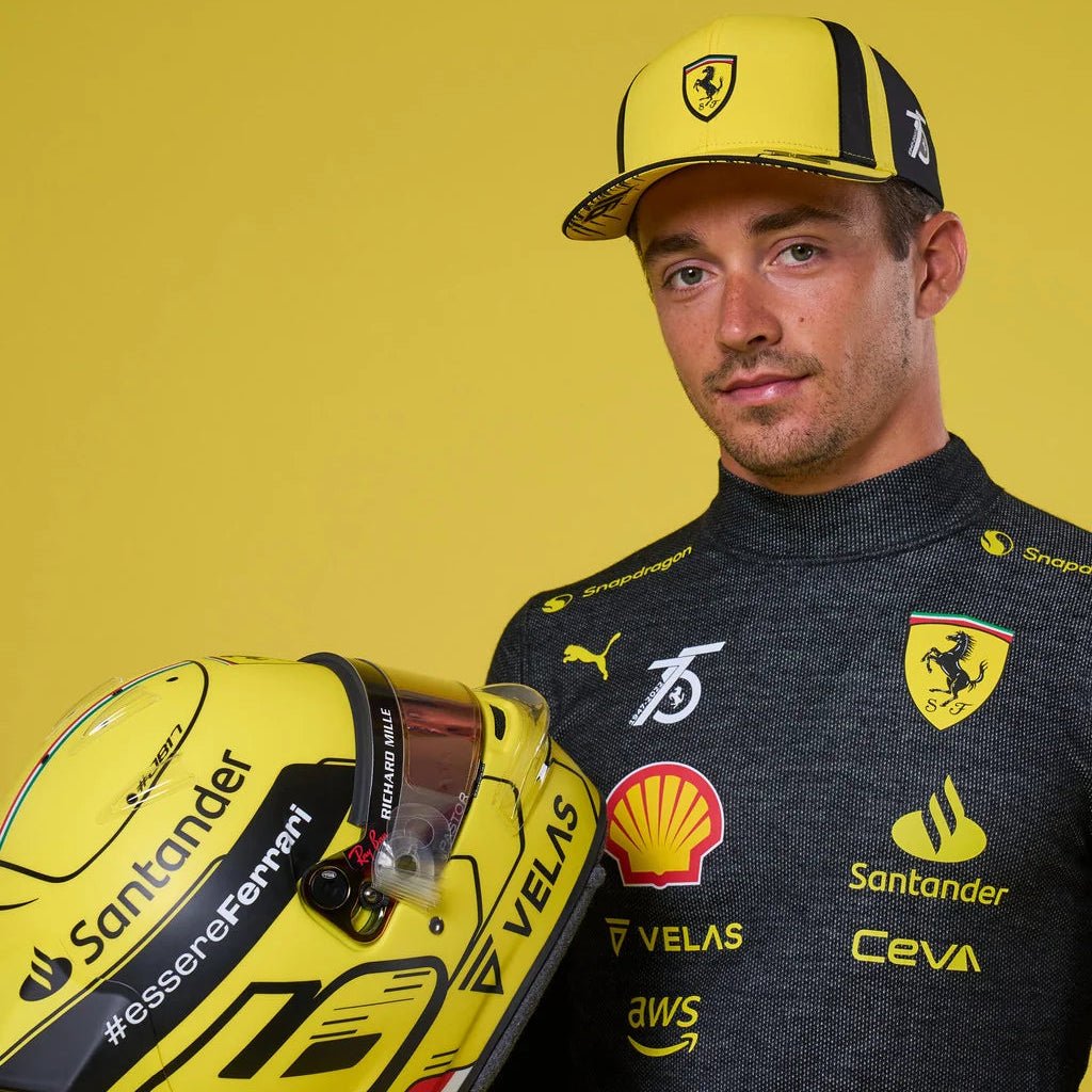 Casque Réplique Charles Leclerc – Monza GP 2022 – Ferrari F1 – Échelle 1:1 - headgrid.fr