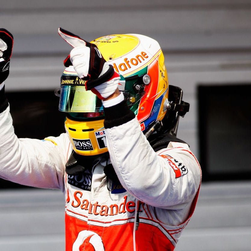 Casque réplique Lewis Hamilton – Saison 2008 – Échelle 1:1 - headgrid.fr