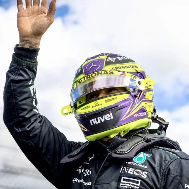 Casque Réplique Lewis Hamilton – Saison 2024 – Taille 1:1 - headgrid.fr