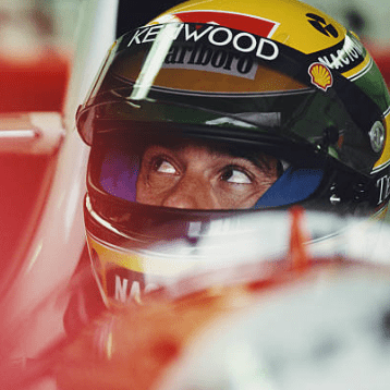 Casque Réplique Ayrton Senna – Saison 1993 – McLaren F1 – Échelle 1:1 - headgrid.fr