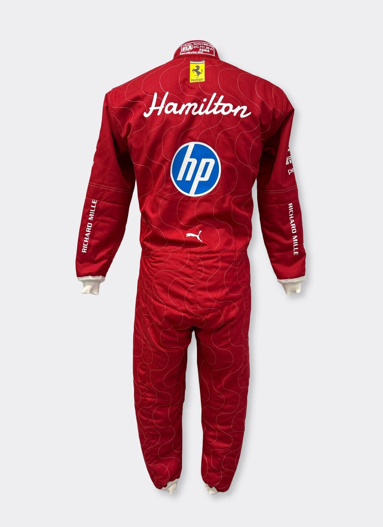 Combinaison Réplique Lewis Hamilton Ferrari – Édition Spéciale Monza 2025 – Échelle 1:1 - headgrid.fr