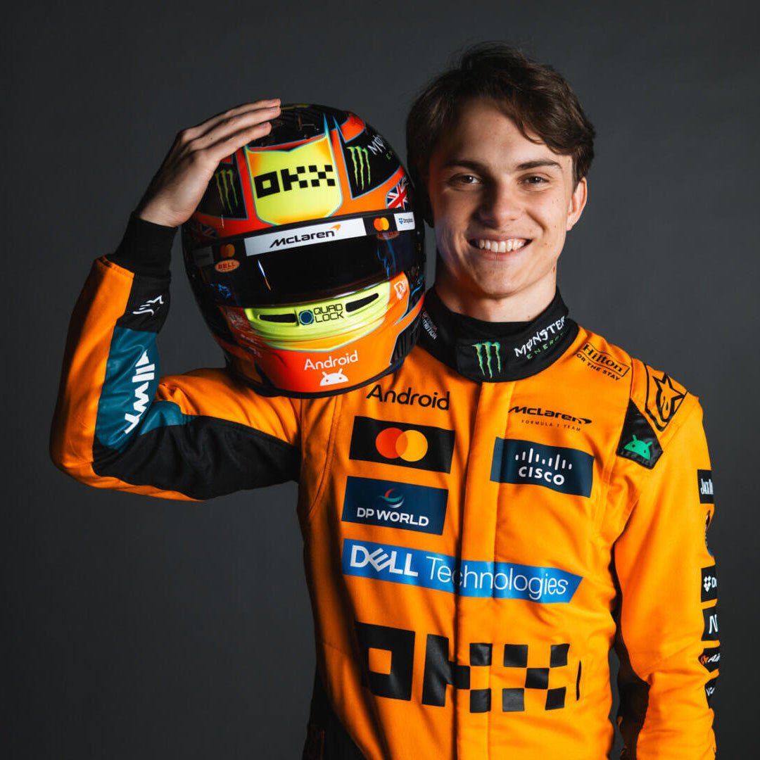 Casque Oscar Piastri 2025 - 1:1 - headgrid.fr