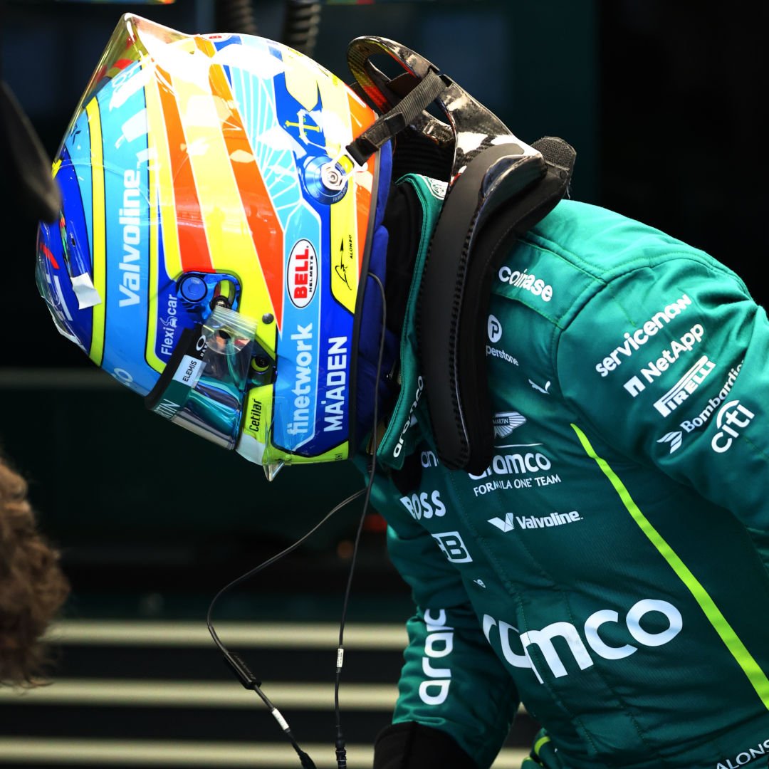 Casque Fernando Alonso 2024 - 1:1 - headgrid.fr