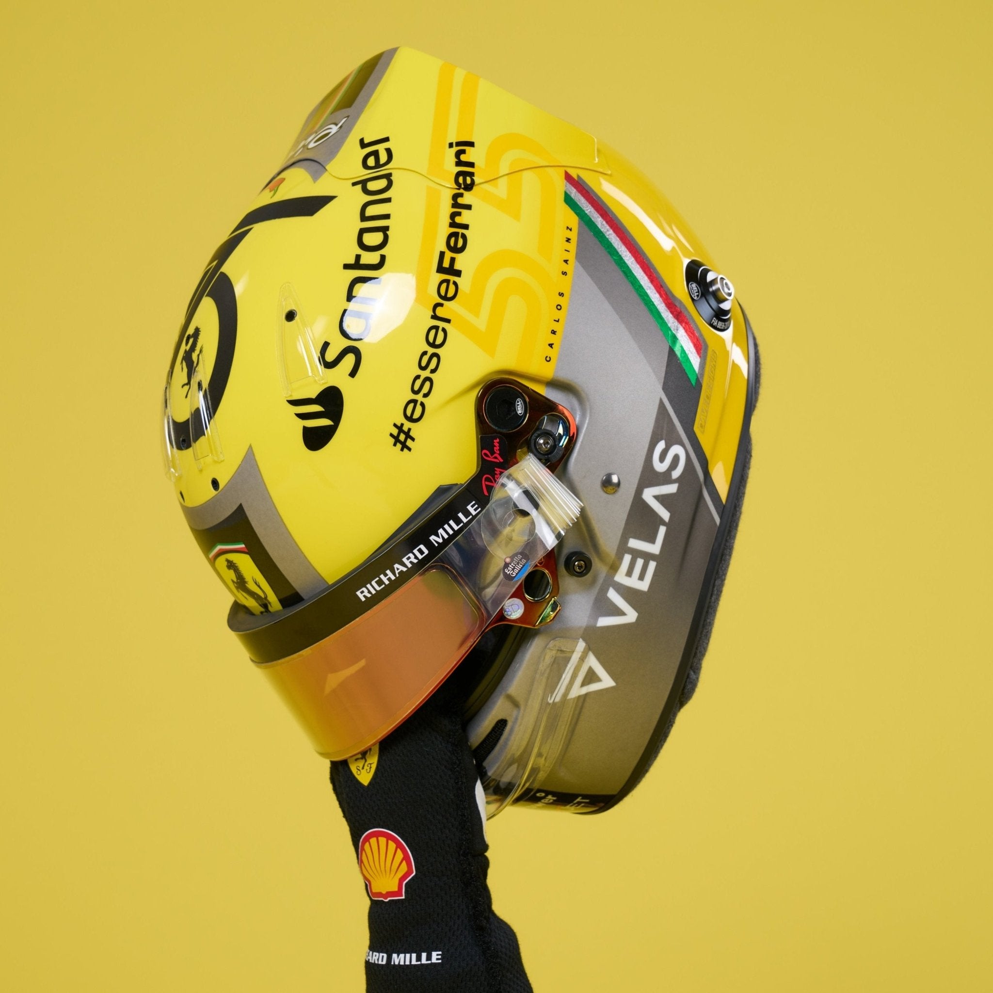 Casque Réplique Carlos Sainz – Monza GP 2022 – Ferrari F1 – Échelle 1:1 - headgrid.fr