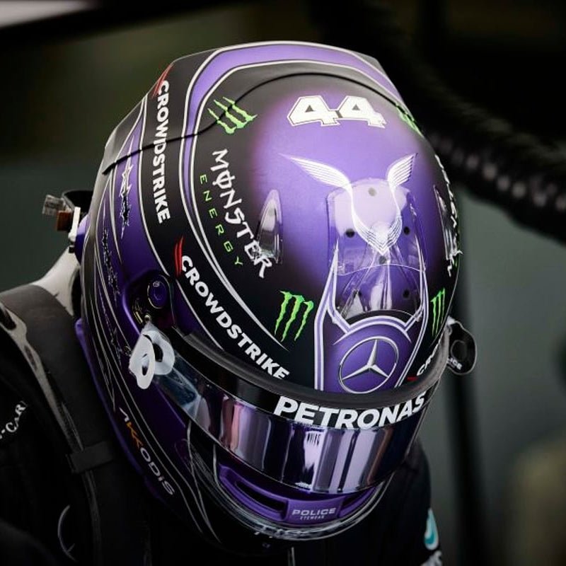 Casque Réplique Lewis Hamilton – Saison 2021 – Échelle 1:1 - headgrid.fr