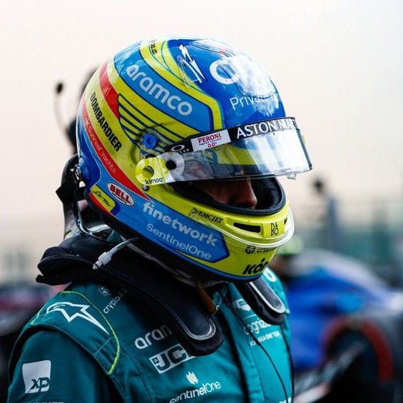 Casque Fernando Alonso 2024 - 1:1 - headgrid.fr
