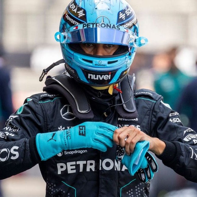 Casque George Russell 2024 - 1:1 - headgrid.fr