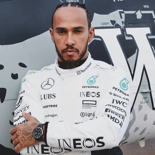 Combinaison Réplique Lewis Hamilton – Qatar GP 2024 (White Edition) – Équipement Mercedes F1 – Saison 2024 - headgrid.fr