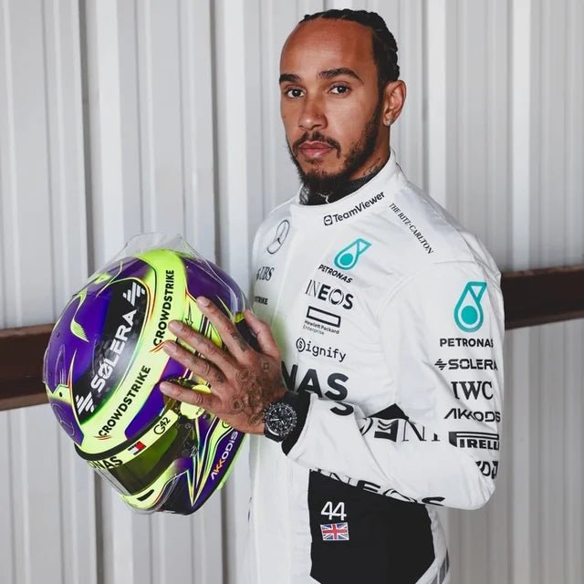Combinaison Réplique Lewis Hamilton – Qatar GP 2024 (White Edition) – Équipement Mercedes F1 – Saison 2024 - headgrid.fr
