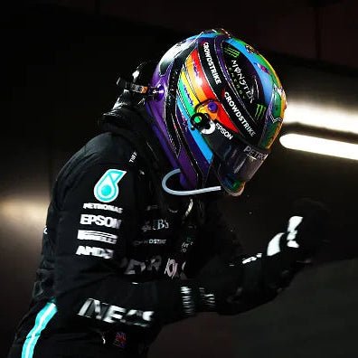 Casque Réplique Lewis Hamilton – Abu Dhabi GP 2021 – Échelle 1:1 - headgrid.fr