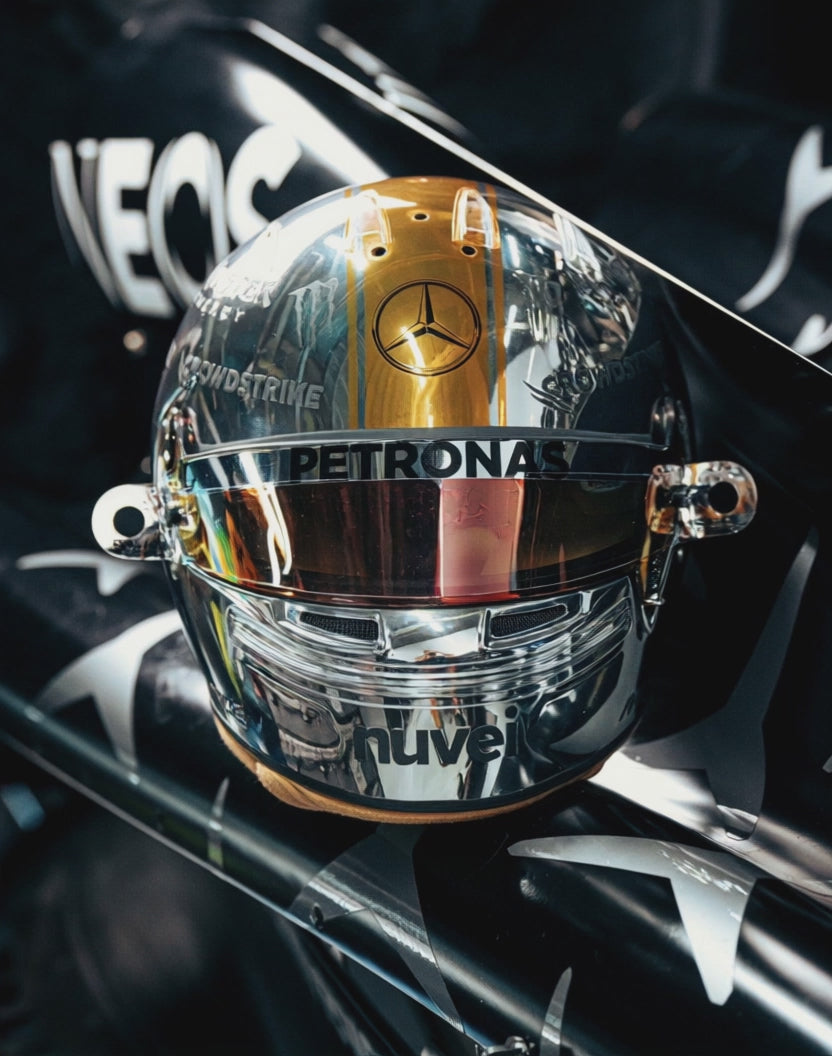 Casque Réplique Lewis Hamilton – Édition Limitée Suzuka 2023 – Taille 1:1
