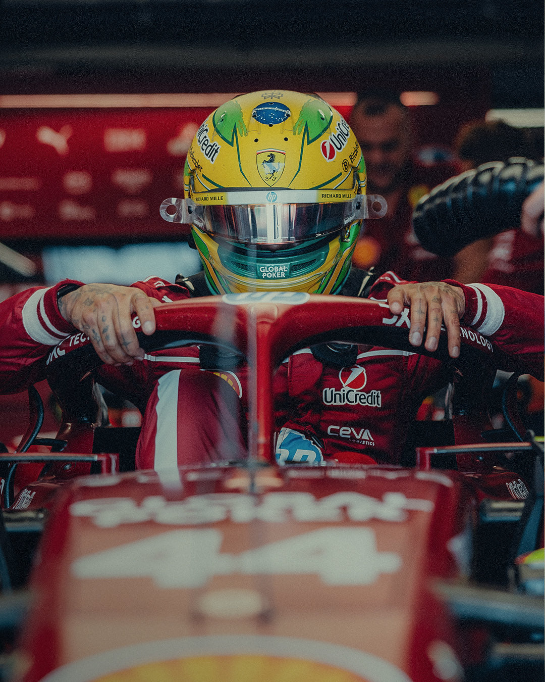 Casque Réplique Lewis Hamilton – Brésil 2025 – Échelle 1:1